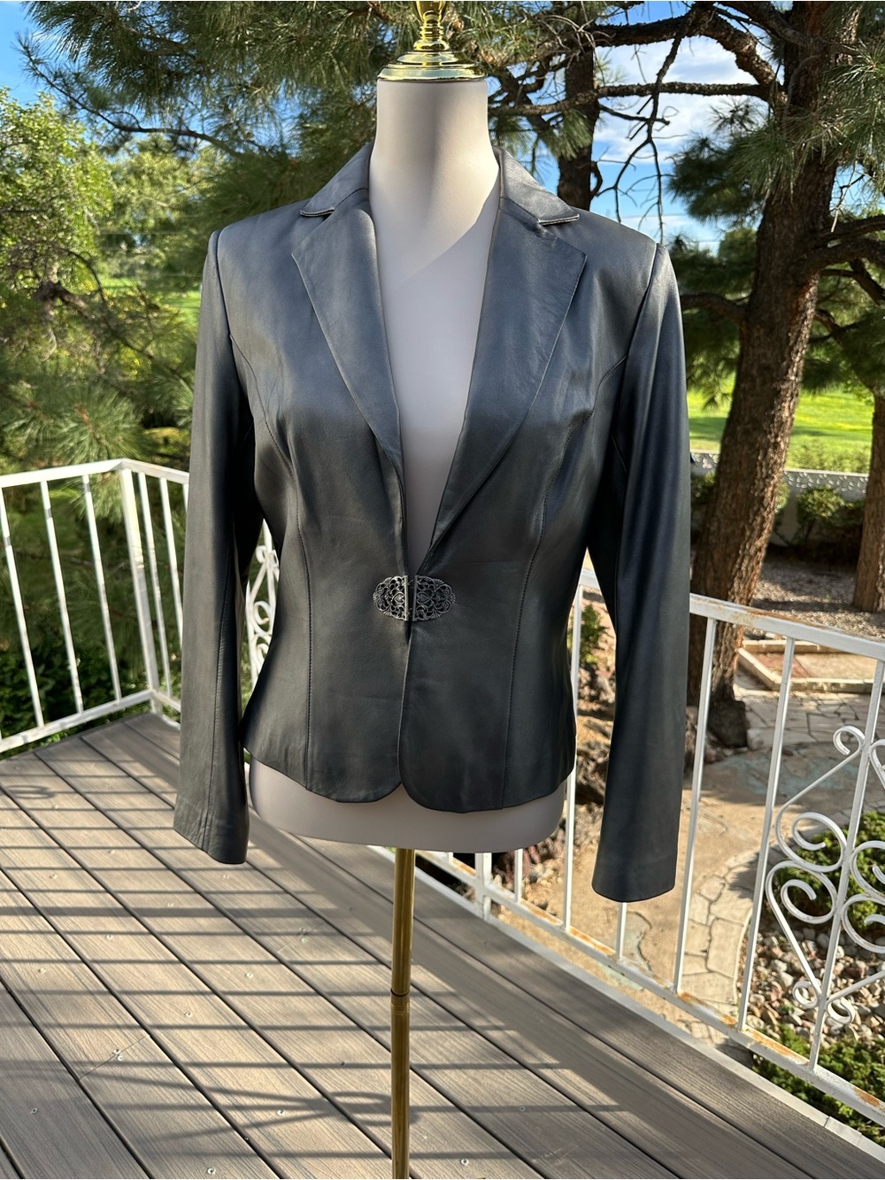 Peter Nygard Silver Leather Fitted Blazer Jacket with Decorative Clasp